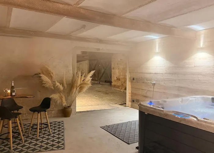 A L'ancienne Ferme Nyaraló *